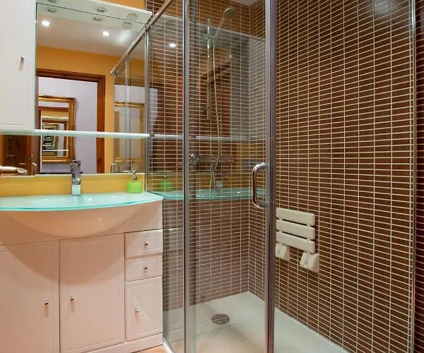 La Martina, Parking Incluido Jaca