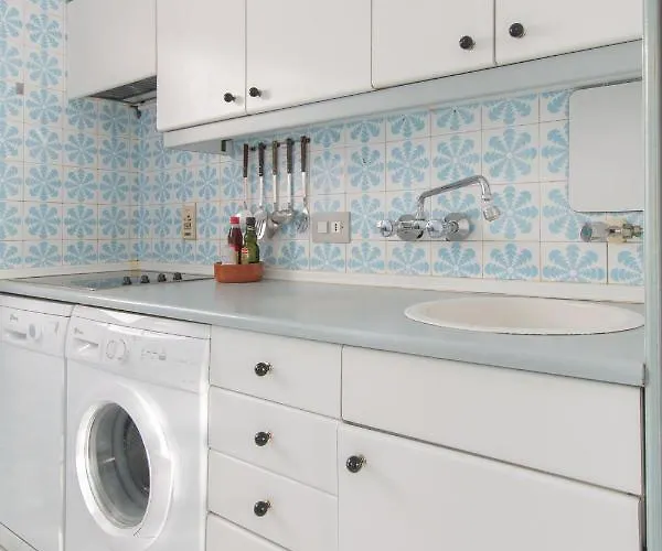 La Martina, Parking Incluido *